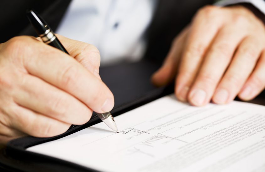 Kontrakt morski – co warto wiedzieć